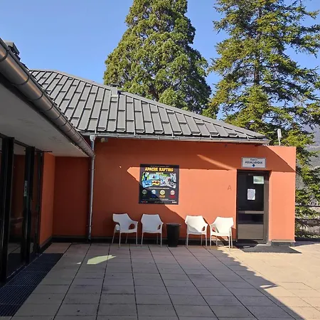 Avec Piscine Chauffée, Wifi, Animaux Acceptés à - Fr-1-165b-26 Appartement